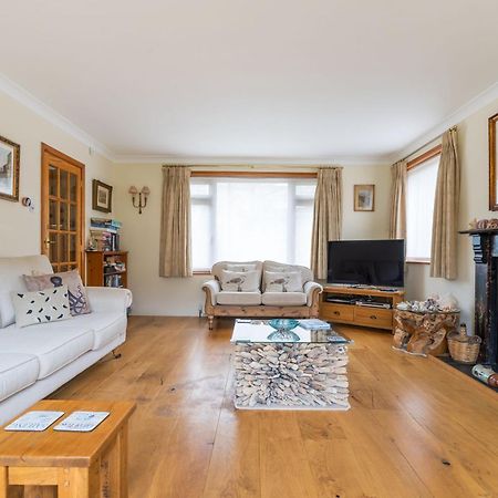 High Quality Detached House With Parking St. Ives Villa Buitenkant foto